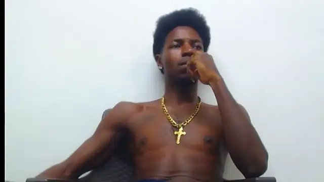 Snapshot of jaycolinss chatting on October 8, 9:56 pm jaycolinss online show from October 8, 9:56 pm