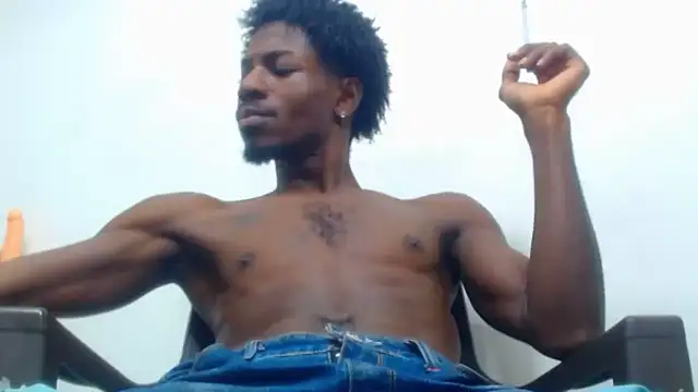 Snapshot of jaycolinss chatting on October 28, 6:32 pm jaycolinss online show from October 28, 6:32 pm