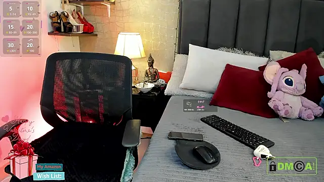 Snapshot of Mariana_c1 chatting on February 14, 2:25 pm Mariana c1 online show from February 14, 2:25 pm