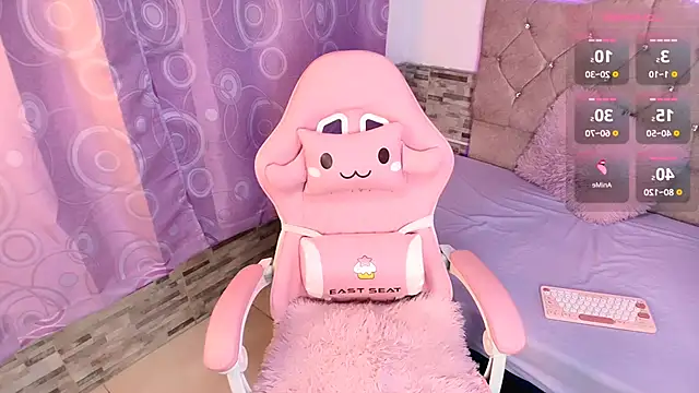 elizabethcooper online show from December 18, 4:09 am