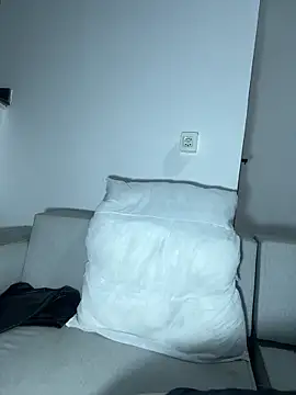 Snapshot of AgnesCampp chatting on March 21, 9:56 pm AgnesCampp online show from March 21, 9:56 pm