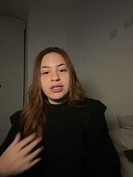 Snapshot of AgnesCampp chatting on September 26, 12:14 am AgnesCampp online show from September 26, 12:14 am