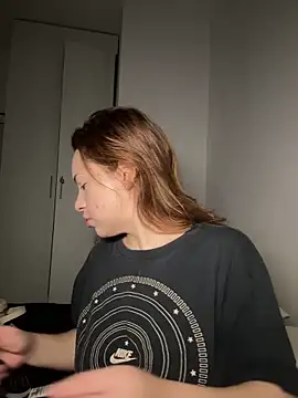 Snapshot of AgnesCampp chatting on October 1, 11:00 pm AgnesCampp online show from October 1, 11:00 pm