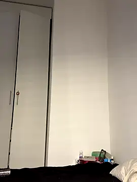 Snapshot of AgnesCampp chatting on October 2, 5:09 pm AgnesCampp online show from October 2, 5:09 pm