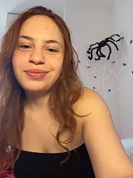 Snapshot of AgnesCampp chatting on October 17, 6:54 pm AgnesCampp online show from October 17, 6:54 pm