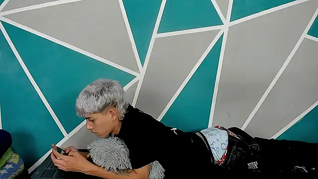 migueyalejo teens online show from November 4, 4:11 am