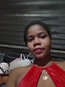 Snapshot of Luciia_cute chatting on May 13, 1:03 am Luciia cute online show from May 13, 1:03 am