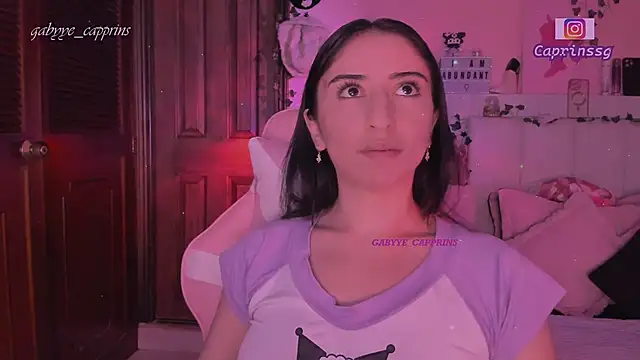 Snapshot of gabyye_capprins chatting on February 18, 12:28 am gabyye capprins online show from February 18, 12:28 am