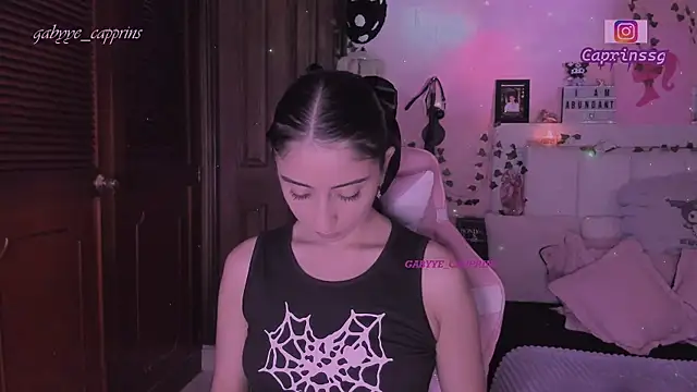 Snapshot of gabyye_capprins chatting on February 20, 12:07 am gabyye capprins online show from February 20, 12:07 am