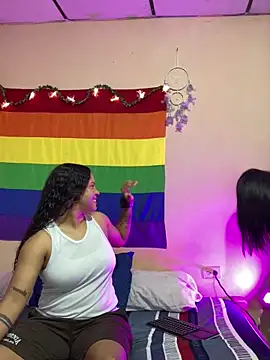 Jackyemma online show from December 13, 1:48 am