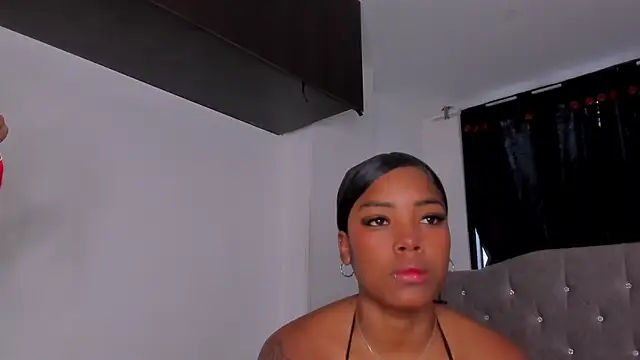 Snapshot of game_with_lesbians_ chatting on January 7, 11:34 am game with lesbians online show from January 7, 11:34 am