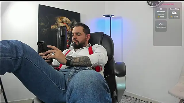 Ethan Castellano online show from November 16, 6:46 pm