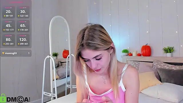 Snapshot of Cherry_Price chatting on October 23, 11:57 pm Cherry Price online show from October 23, 11:57 pm