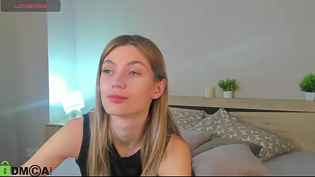 Cherry Price online show from February 10, 11:20 pm