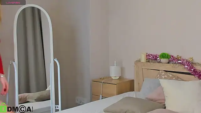 Cherry Price online show from March 17, 11:52 pm