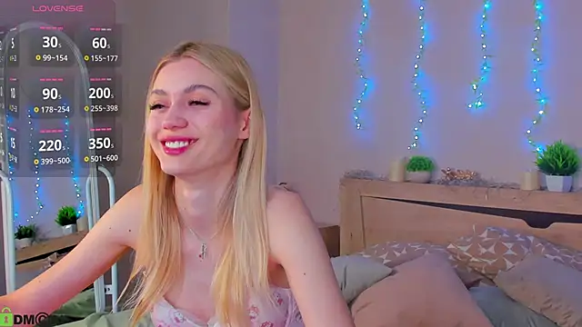 Cherry Price online show from May 18, 11:32 pm