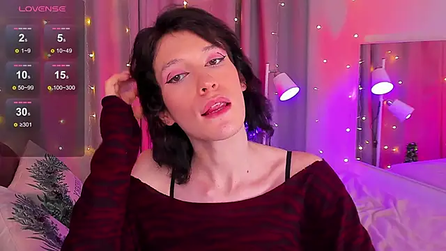 Kolette Gray online show from December 6, 6:50 pm