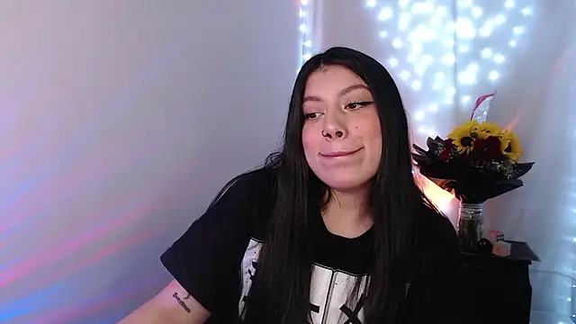 Snapshot of iam_emy chatting on September 20, 6:58 am iam emy online show from September 20, 6:58 am