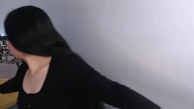 Snapshot of iam_emy chatting on October 23, 4:56 am iam emy online show from October 23, 4:56 am