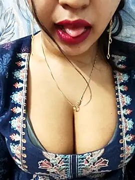 Snapshot of Sania-Love chatting on March 1, 1:40 am Sania-Love online show from March 1, 1:40 am