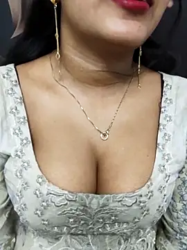 Snapshot of Sania-Love chatting on March 5, 11:12 pm Sania-Love online show from March 5, 11:12 pm