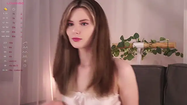 LoraDevon online show from September 25, 4:32 pm