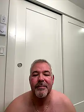 aarosteev2 online show from December 3, 7:44 pm