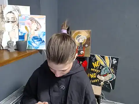 felicity gold online show from April 1, 6:03 am