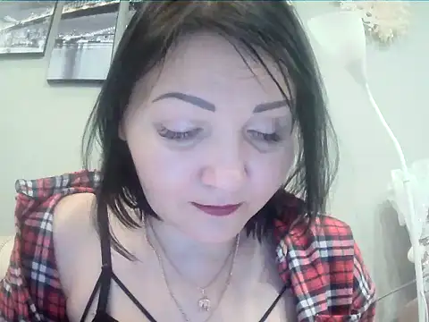 Snapshot of ClaireSunset chatting on January 7, 4:59 pm ClaireSunset online show from January 7, 4:59 pm