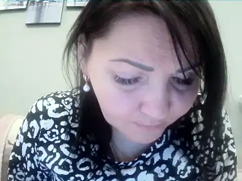 ClaireSunset online show from May 15, 5:31 pm