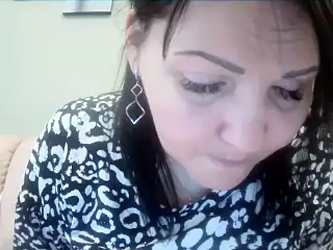 ClaireSunset online show from May 19, 5:41 pm