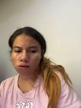 Naomi991 online show from November 8, 5:45 pm