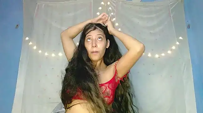 Snapshot of evaluna_horny_ chatting on December 22, 2:39 am evaluna horny online show from December 22, 2:39 am