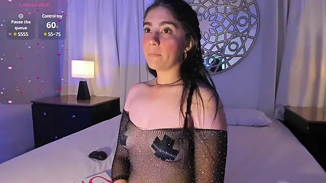 Belliinda 21 online show from January 21, 8:32 pm