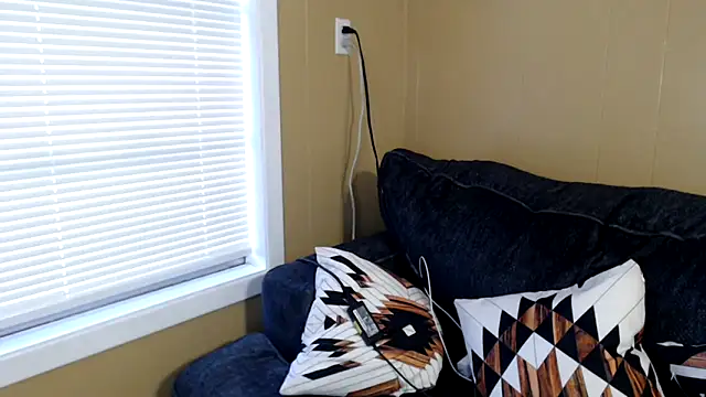 Snapshot of TexasTattooedHouseWife chatting on February 19, 10:31 pm TexasTattooedHouseWife online show from February 19, 10:31 pm