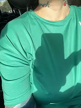 Snapshot of TexasTattooedHouseWife chatting on March 5, 2:12 pm TexasTattooedHouseWife online show from March 5, 2:12 pm