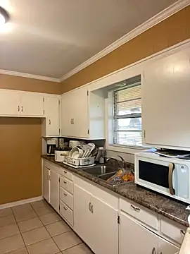 Snapshot of TexasTattooedHouseWife chatting on March 5, 11:27 pm TexasTattooedHouseWife online show from March 5, 11:27 pm