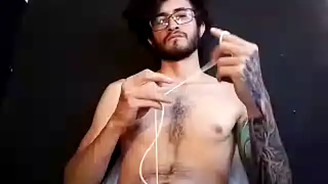 Snapshot of Loggan_donnelly chatting on October 26, 8:26 pm Loggan donnelly online show from October 26, 8:26 pm