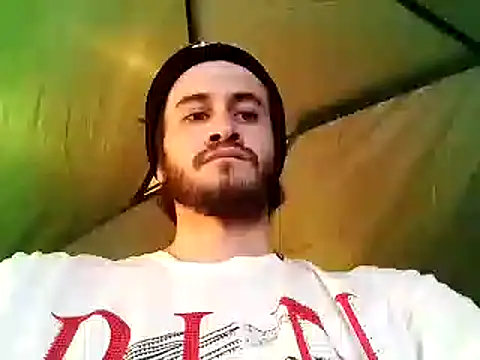 Snapshot of Loggan_donnelly chatting on November 1, 6:43 pm Loggan donnelly online show from November 1, 6:43 pm