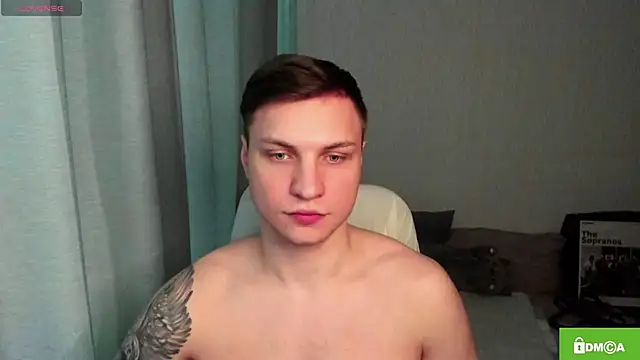 handsome guy01 online show from May 19, 7:26 am