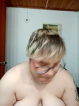 amalia love online show from January 18, 4:05 am