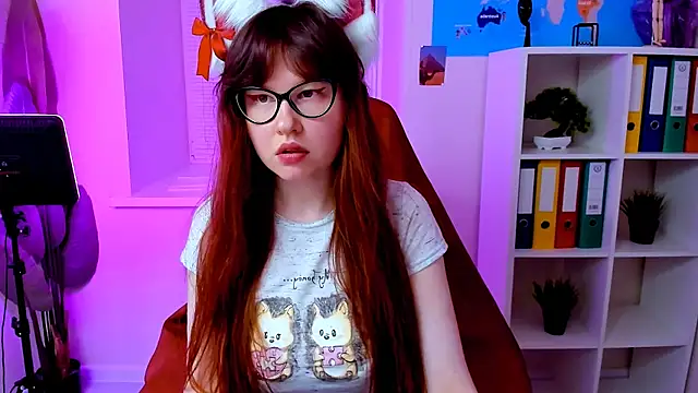 CarolGiggly online show from October 5, 6:06 pm