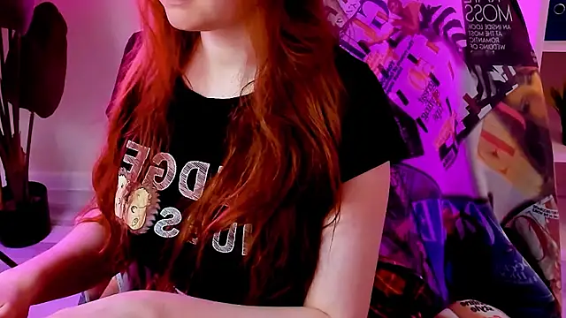 CarolGiggly online show from February 22, 11:58 pm