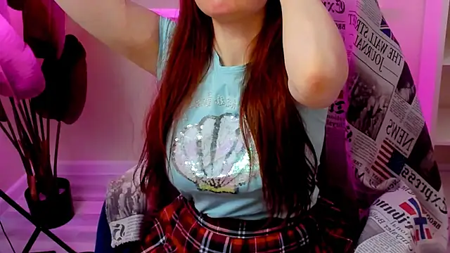 CarolGiggly online show from May 9, 12:38 am