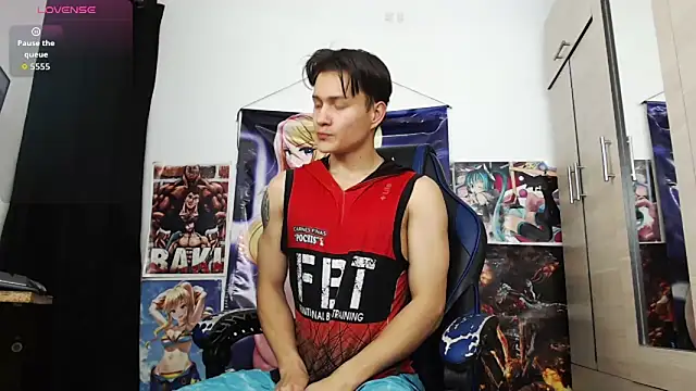 Snapshot of sr_jaeger chatting on May 5, 12:13 pm sr jaeger online show from May 5, 12:13 pm