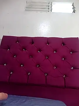 tiffany Bitch online show from November 26, 10:11 pm