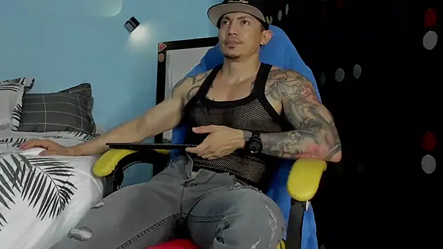 Alex motta online show from February 14, 3:58 am