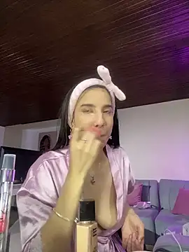 Snapshot of Praga_Pink chatting on March 18, 3:20 am Praga Pink online show from March 18, 3:20 am