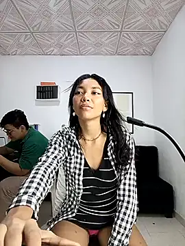 Snapshot of lianisrose chatting on September 11, 3:28 am lianisrose online show from September 11, 3:28 am