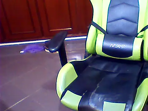 SOLESFETISHBR online show from February 20, 8:27 am